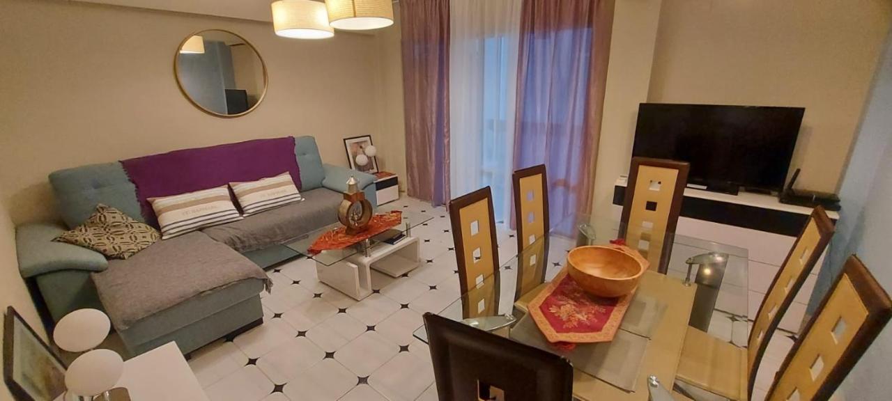 Cozy Apartment In Fuengirola! Baesta Laege Bagian luar foto